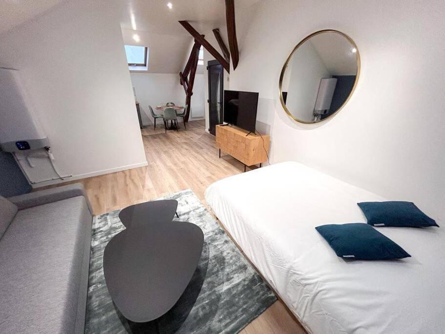 Le Cocoon Choisy-Le-Roi - Wifi, Parking Gratuit, Rer C Apartment Ngoại thất bức ảnh